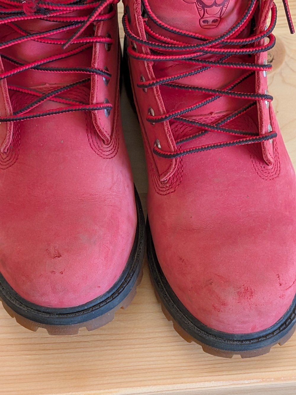 Timberland Red Kids Lace-Up Boots with Embossed Logo - Picture 9 of 10